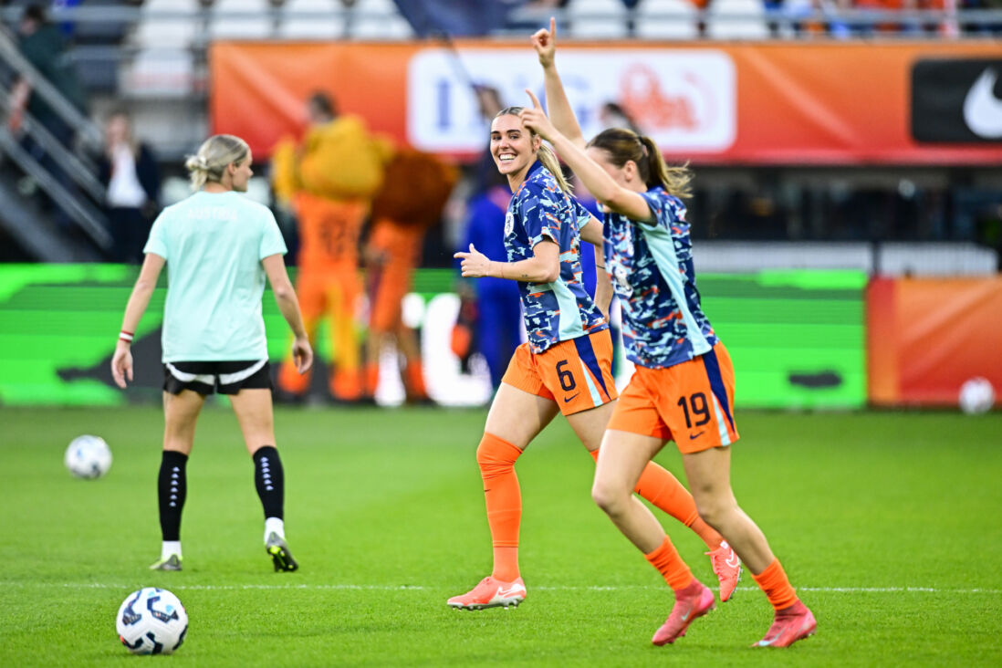 Jill Roord en Wieke Kaptein