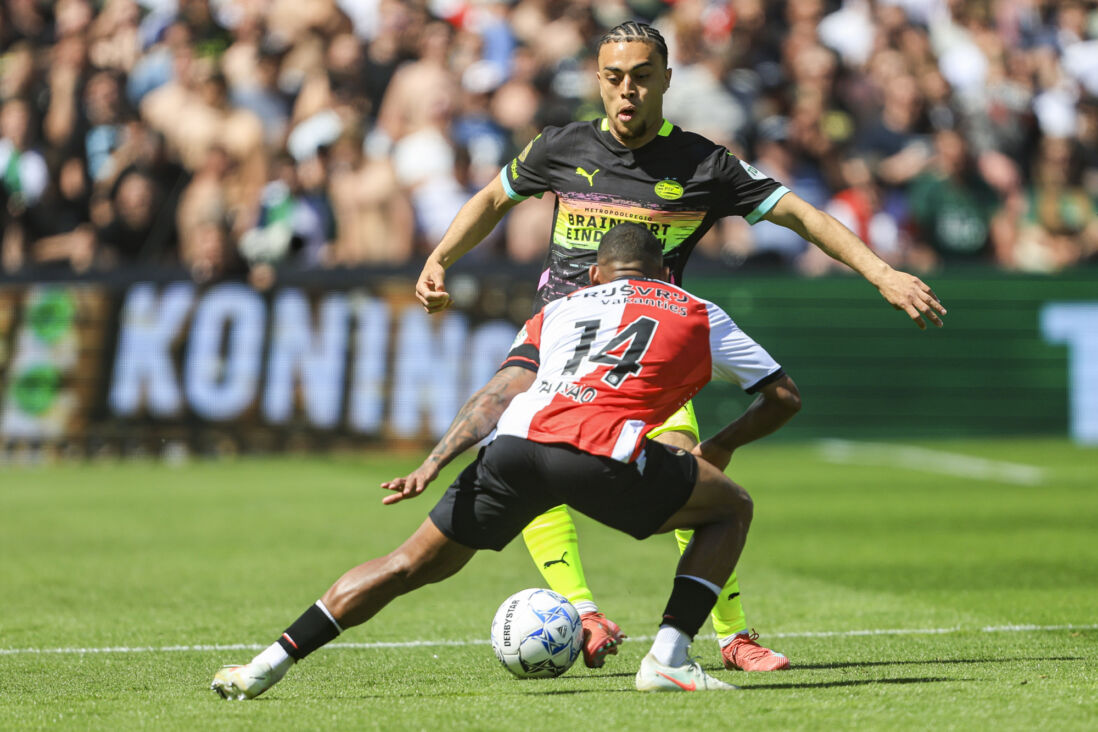 Sergiño Dest tegen Igor Paixao