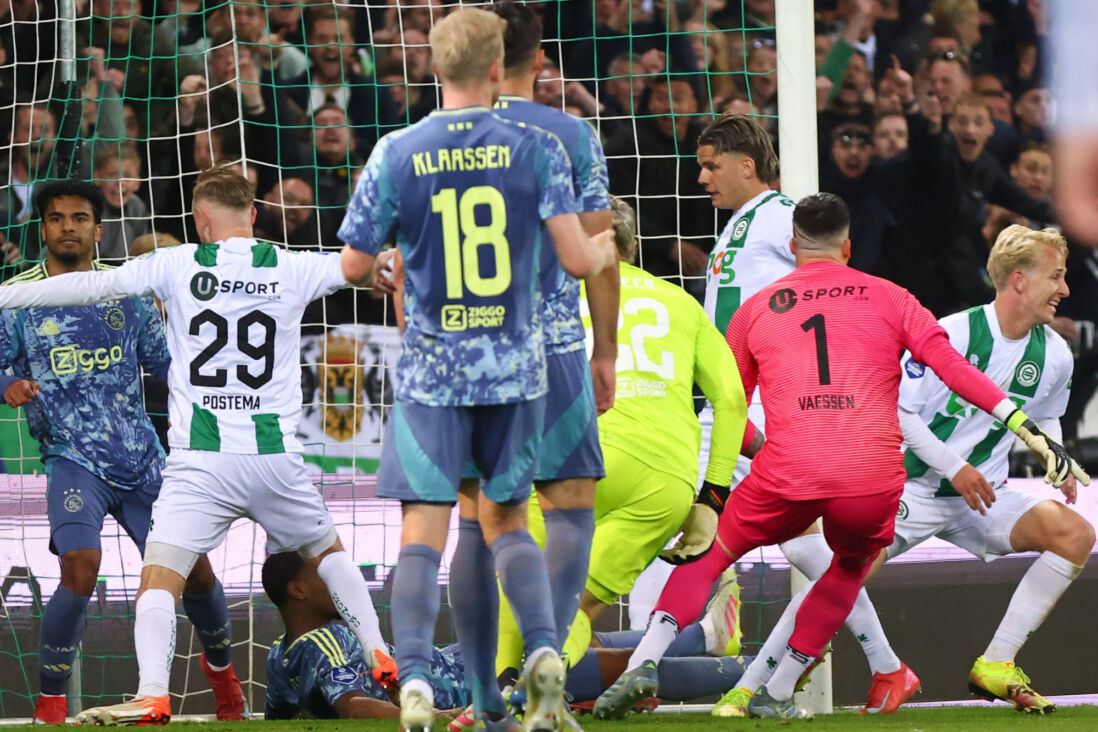 Thijmen Blokzijl scoort in extremis de gelijkmaker tegen Ajax