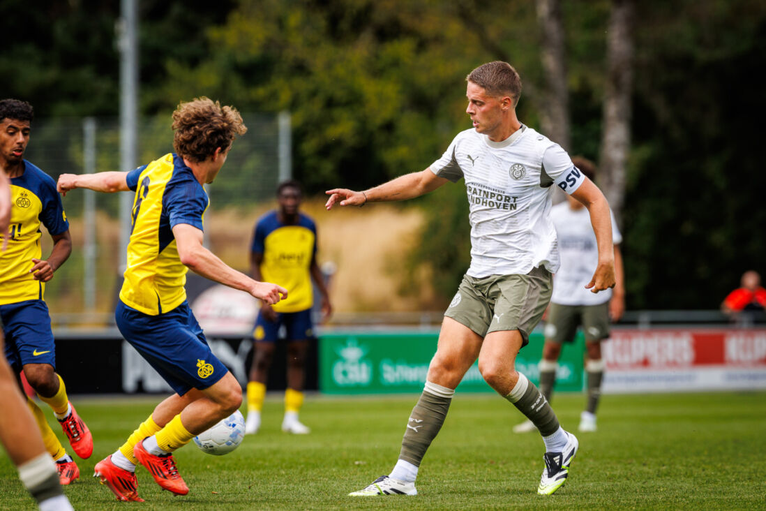 Joey Veerman tegen Union Sint-Gillis