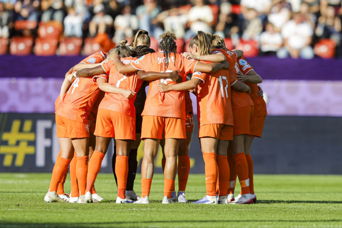 De speelsters van de OranjeLeeuwinnen