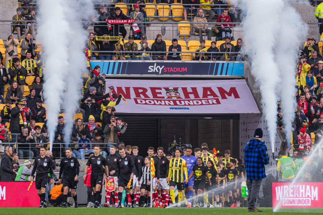 Wrexham AFC in de Sky Stadium