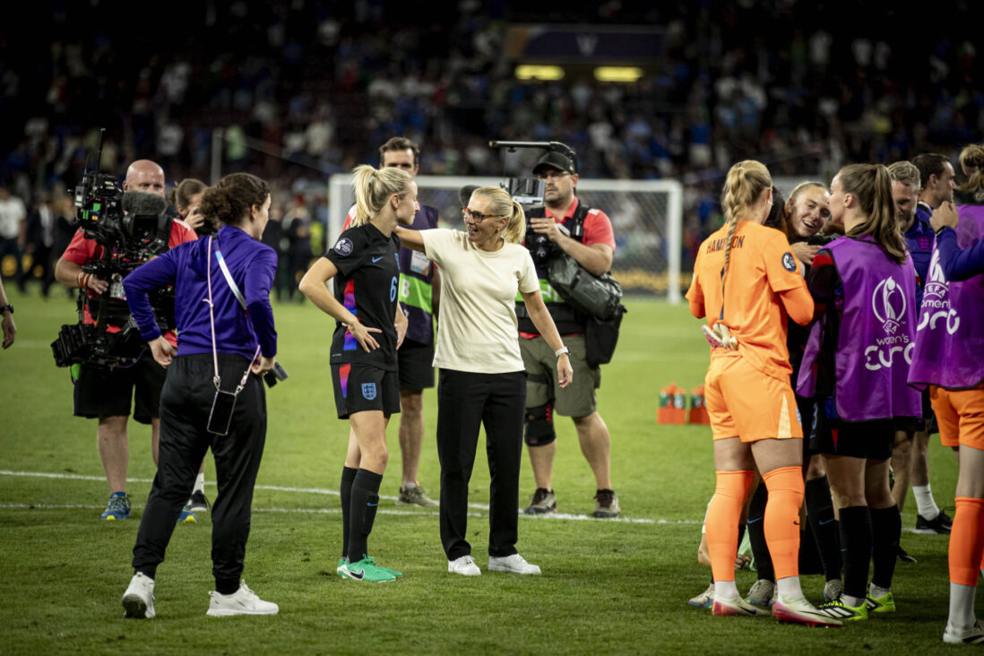 Sarina Wiegman viert EK-finale plaats