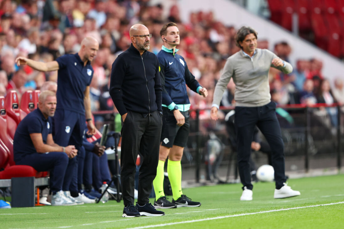 Peter Bosz tegen FC Eindhoven