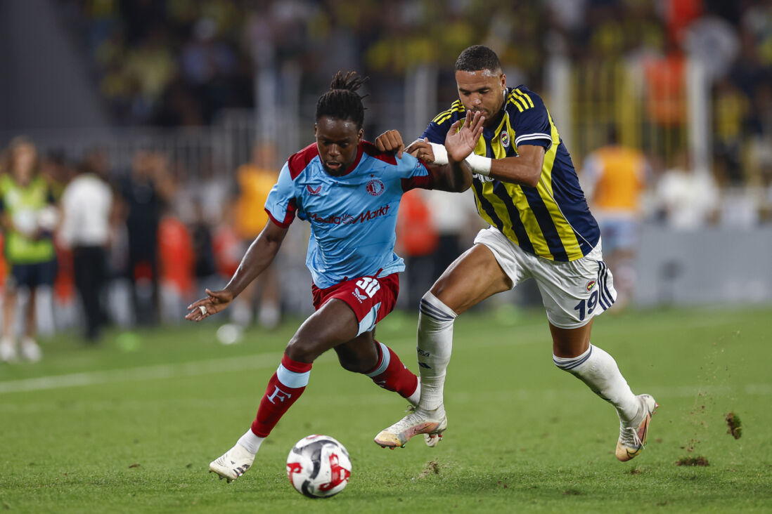 Jordan Lotomba en Youssef En-Nesyri