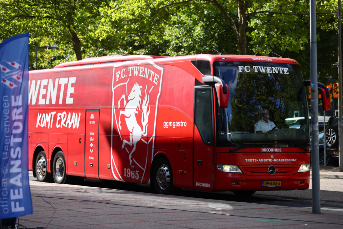 De spelersbus van FC Twente