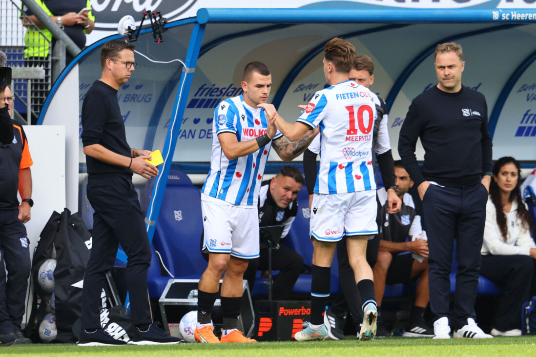 Vaclav Sejk komt erin voor Ringo Meerveld, Robin Veldman kijk toe