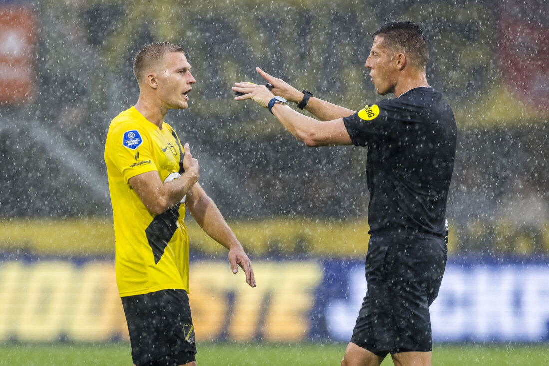 Boy Kemper in discussie met Jeroen Manschot