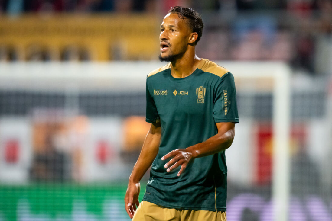 Luciano Slagveer namens TOP Oss