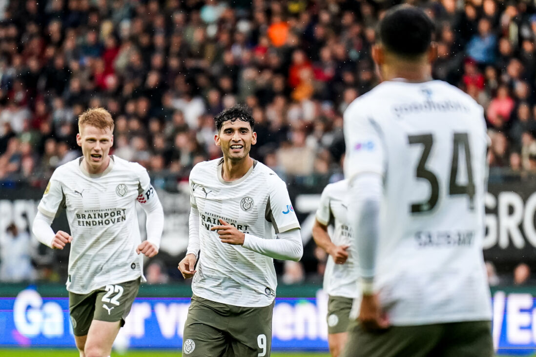 PSV viert een treffer van Ricardo Pepi
