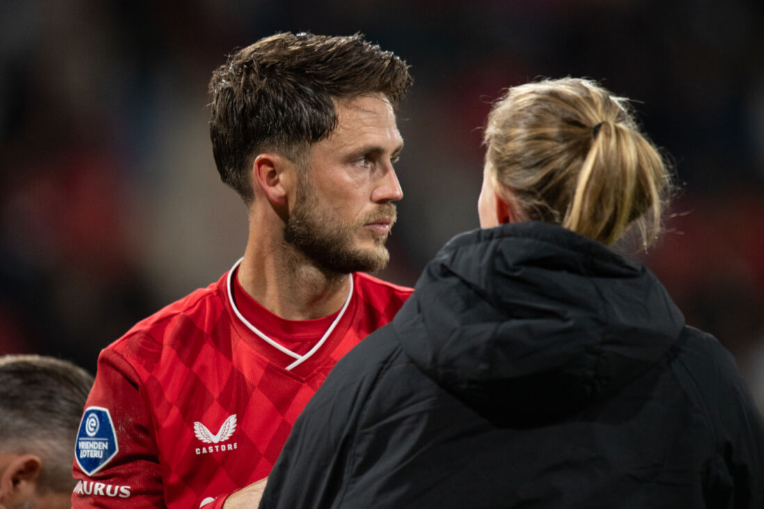 Ricky van Wolfswinkel kijkt