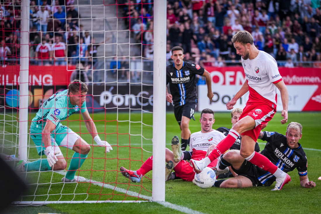 David Min in duel met SC Heerenveen