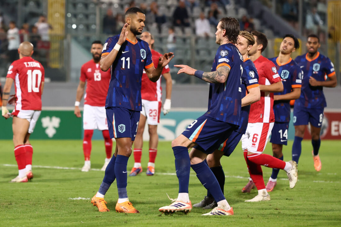 Cody Gakpo en Wout Weghorst