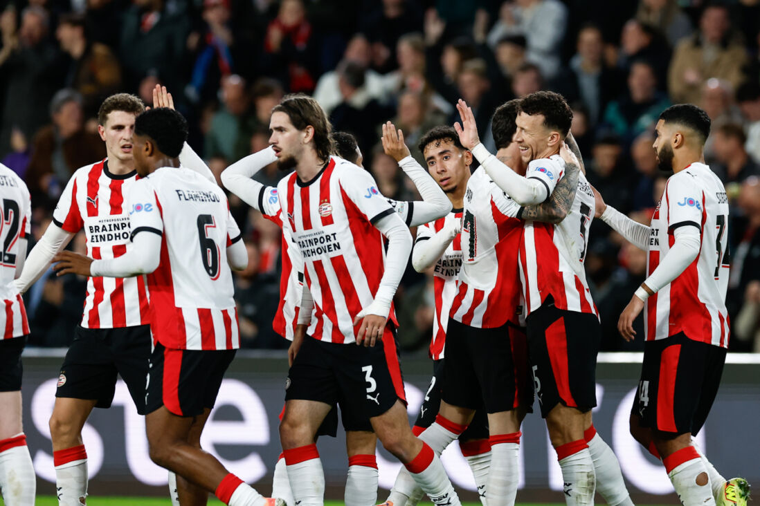 PSV viert de gelijkmaker tegen Napoli