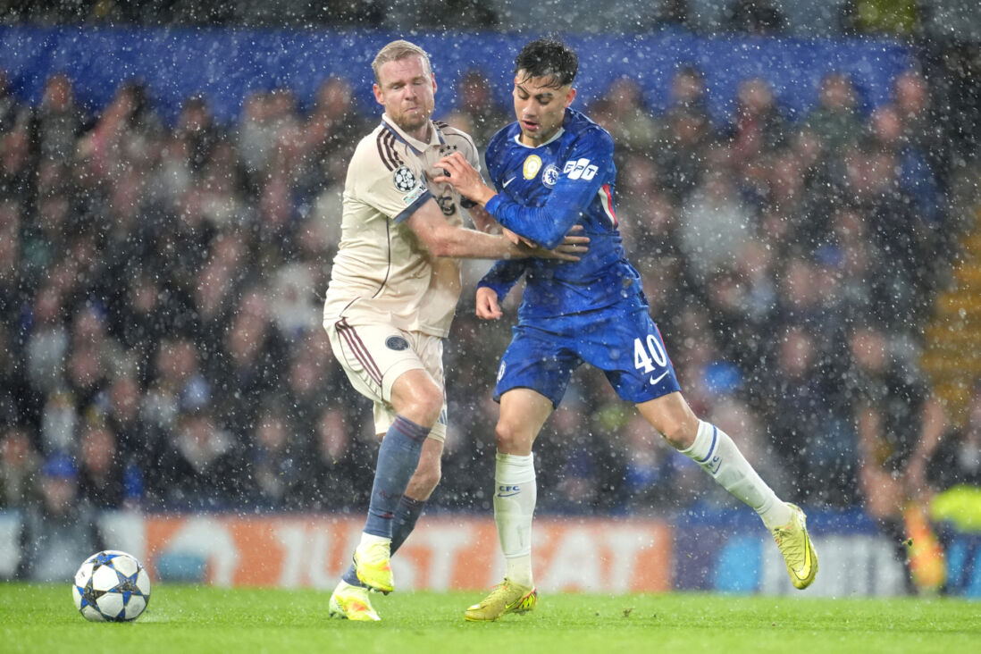 Davy Klaassen en Facundo Buonanotte