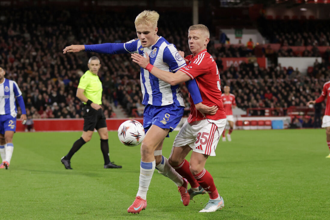 Victor Froholdt in actie namens FC Porto
