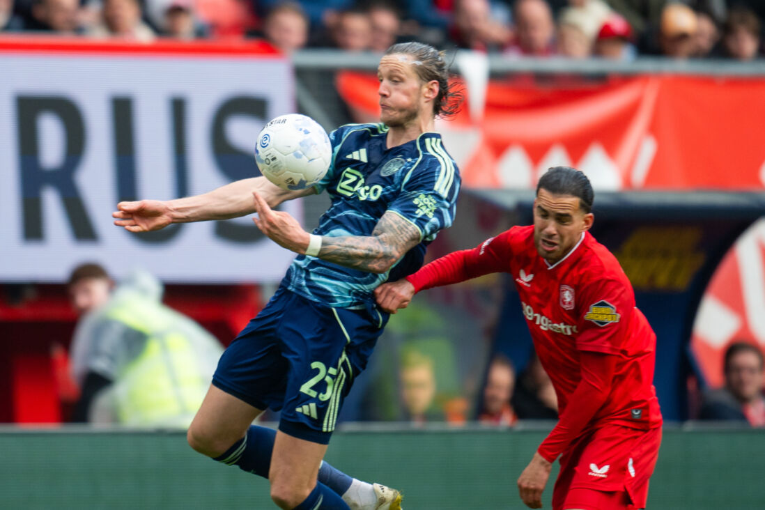 Wout Weghorst en Ramiz Zerrouki