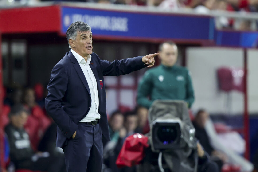 José Luis Mendilibar tegen PSV