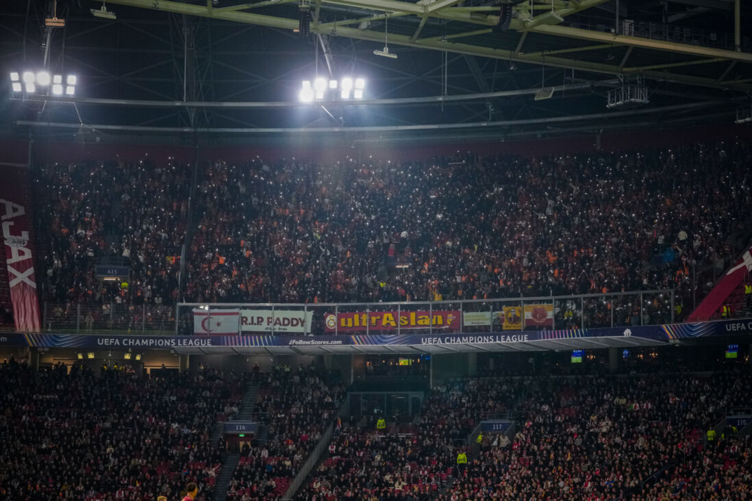 Fans van Galatasaray in Amsterdam