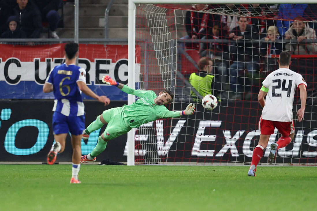 Vasilis Barkas tijdens FC Utrecht - FC Porto