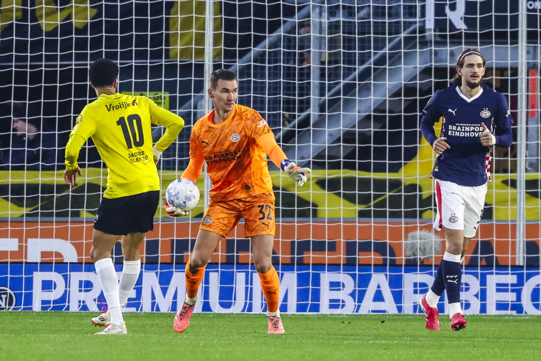 Matej Kovar tegen NAC Breda