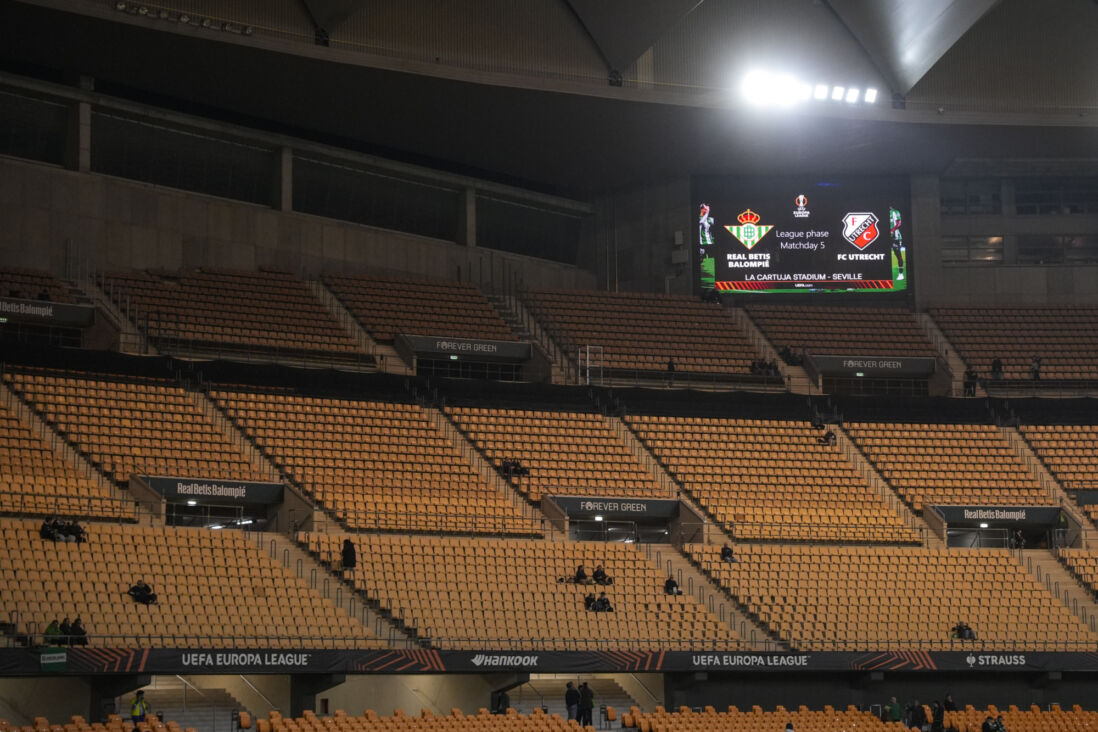 Estadio La Cartuja in Sevilla voor Real Betis - FC Utrecht
