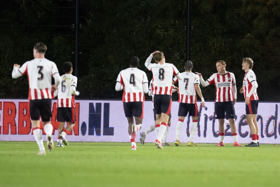 Jong PSV juicht