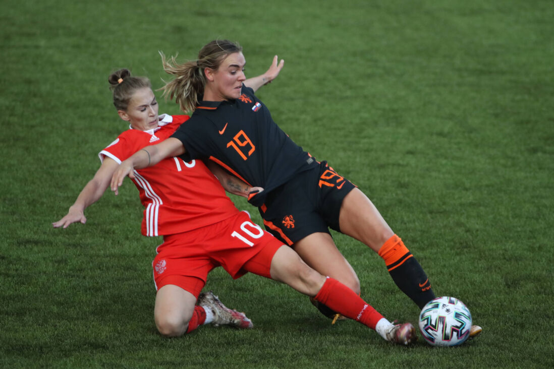 Een duel tussen de Oranje Leeuwinnen en Rusland