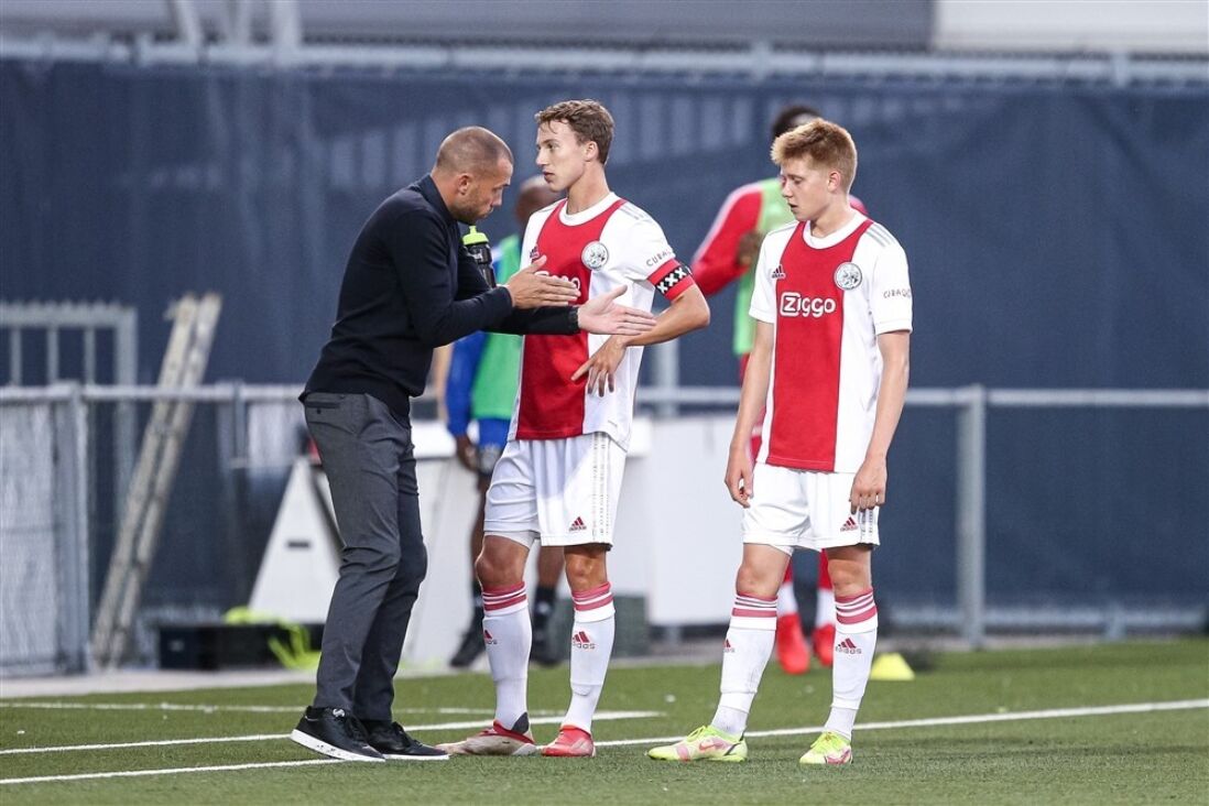 John Heitinga bij Jong Ajax