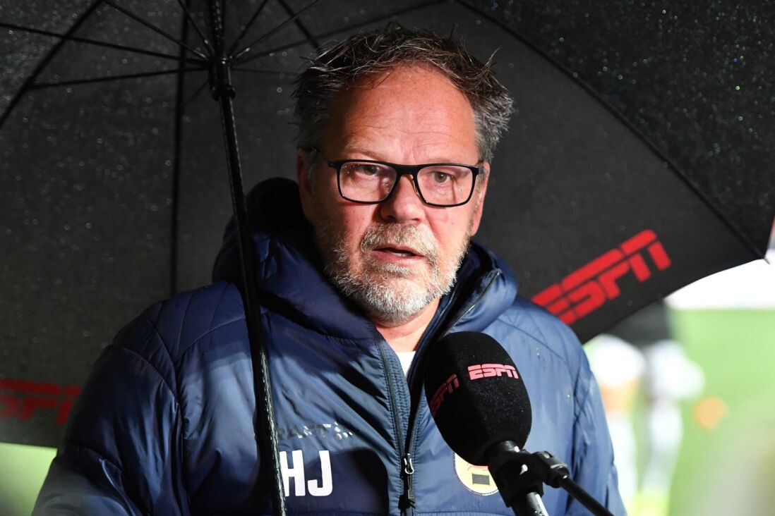 Henk de Jong staat ESPN te woord