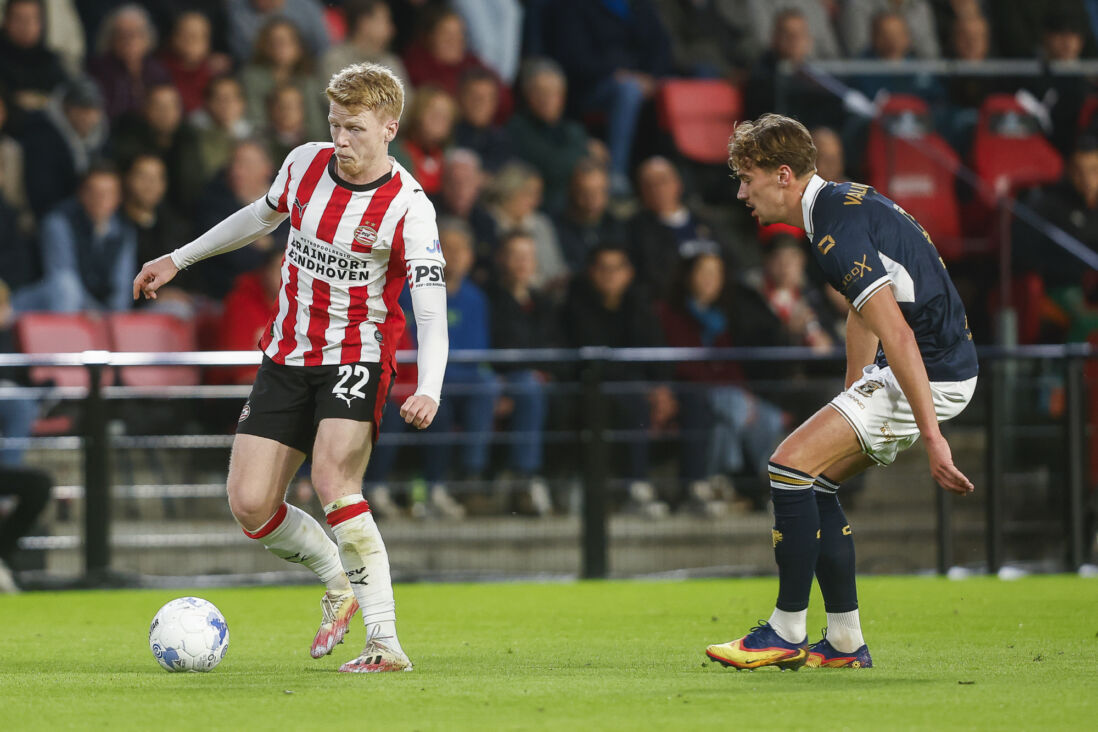 Jerdy Schouten in het duel met Go Ahead