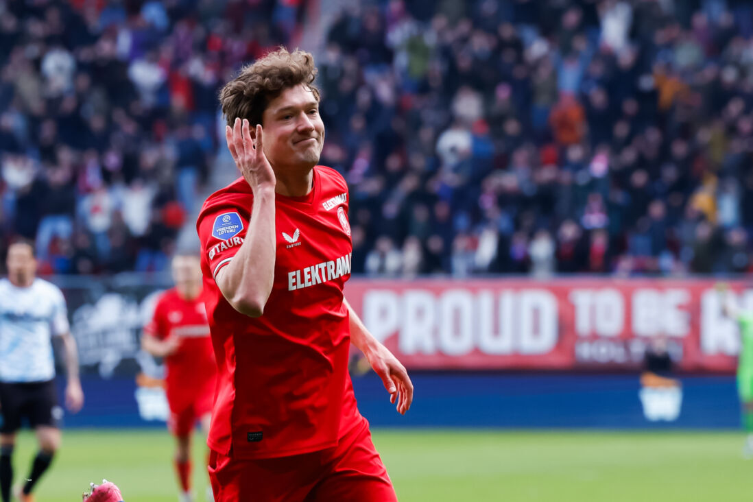 Sam Lammers na zijn goal tegen RKC Waalwijk