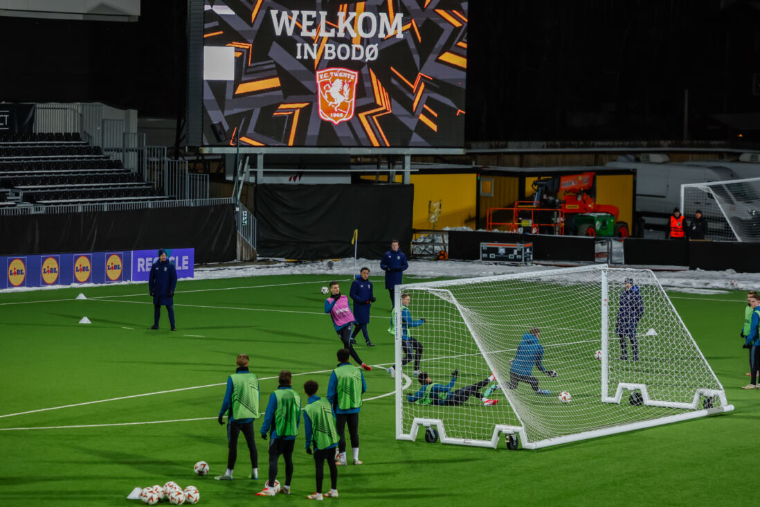 FC Twente traint in Bodø