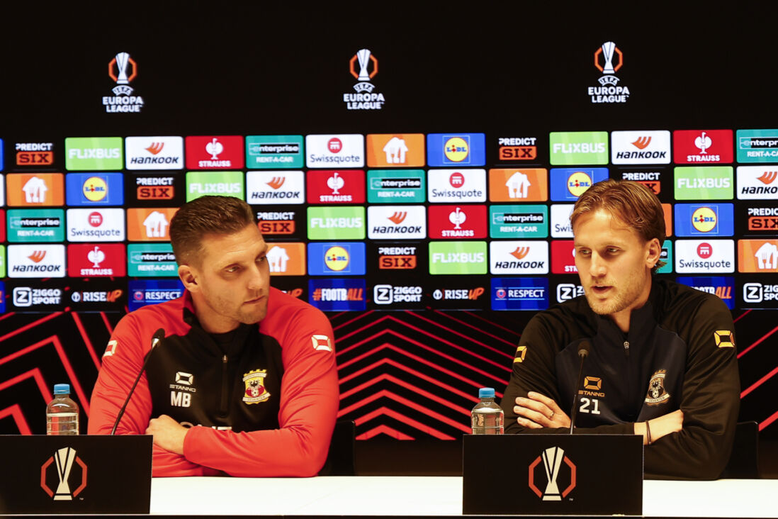 Melle Meulensteen op de persconferentie