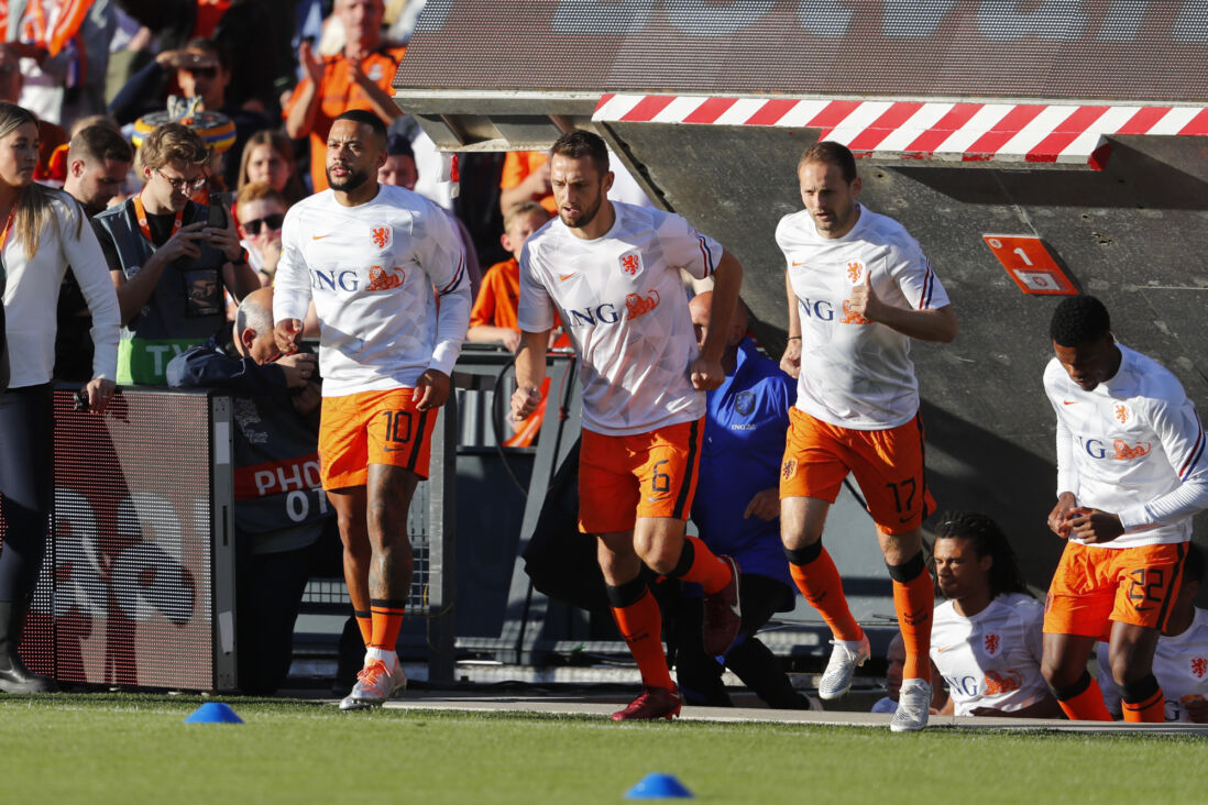 Memphis Depay Stefan de Vrij en Daley Blind