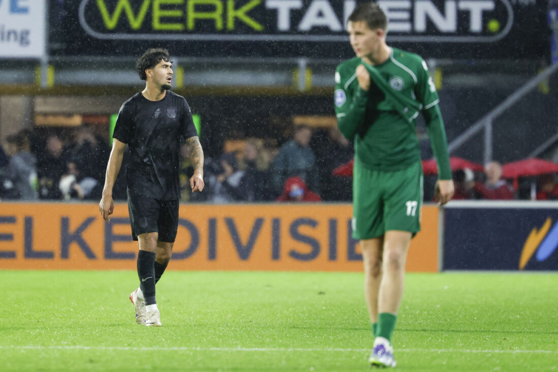 Mohamed Nassoh in de regen