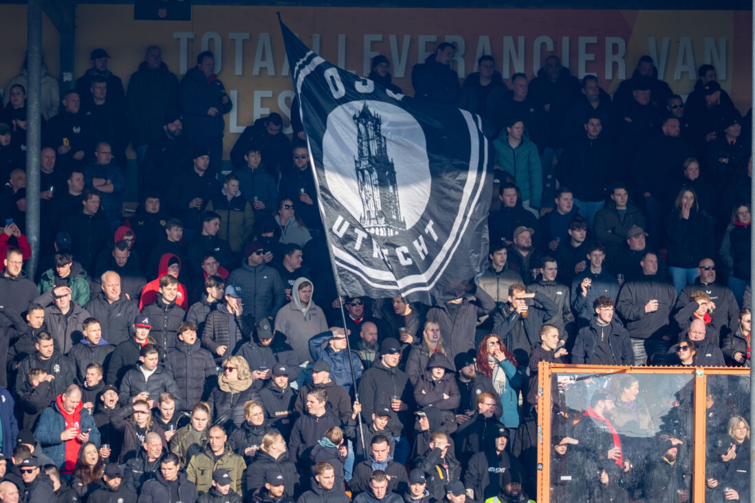 Het uitvak met FC Utrecht-supporters in Volendam