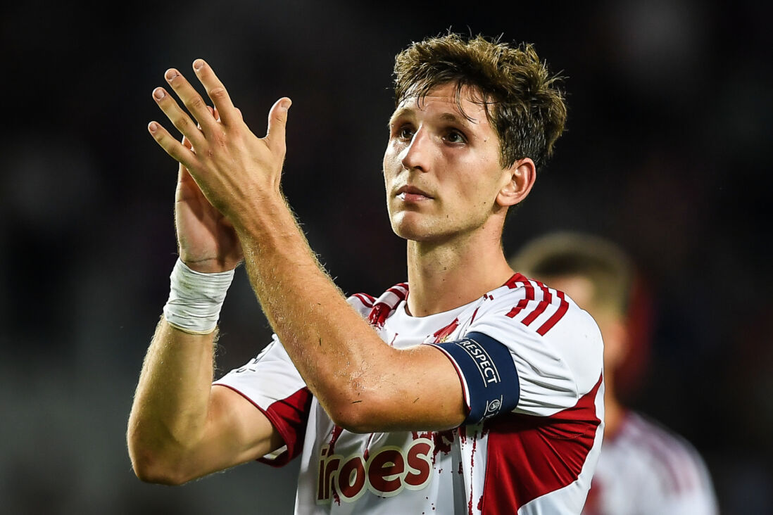 Panagiotis Retsos na het duel met FC Barcelona