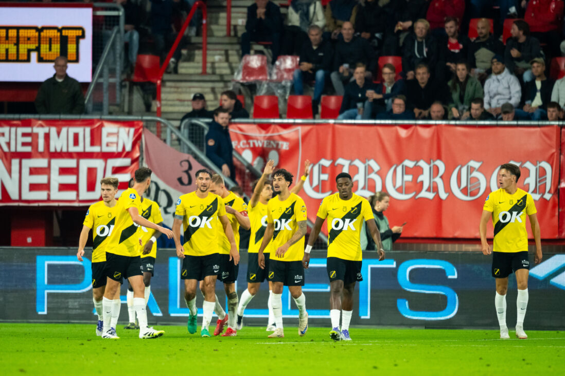 Raul Paula viert zijn eerste goal voor NAC Breda
