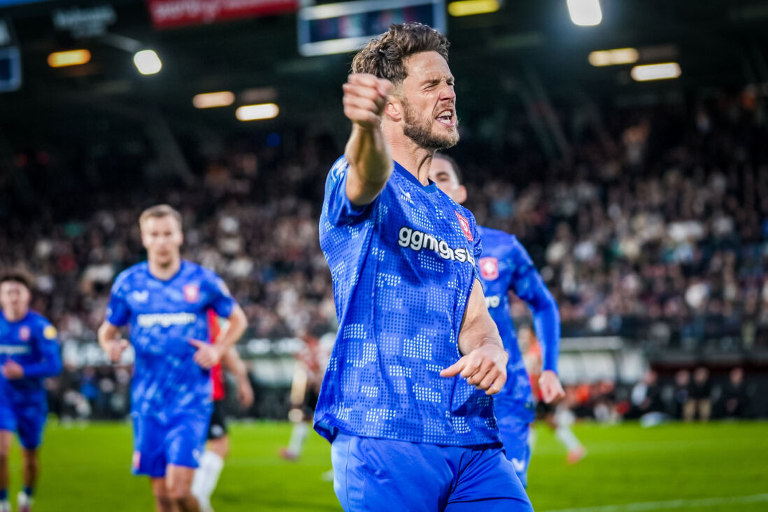 Ricky van Wolfswinkel maakt de gelijkmaker