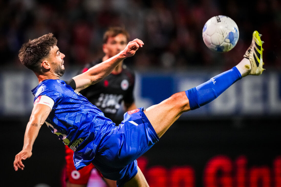 Robin Propper tegen Excelsior