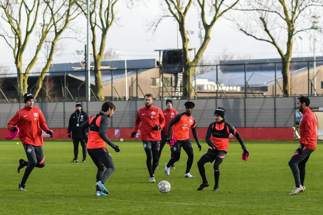 Fc utrecht training 60d304c71bf99