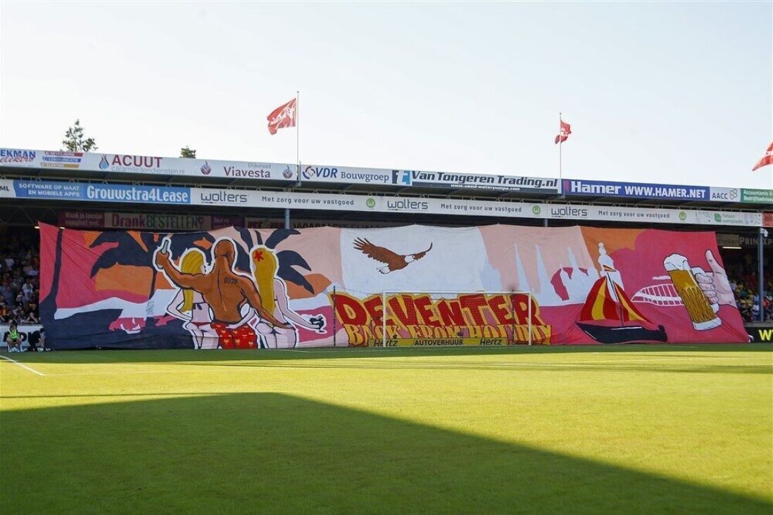 Sfeeractie in Deventer bij Go Ahead Eagles - PSV