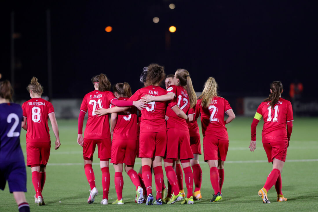 Een eerdere wedstrijd tussen FC Twente en VV Alkmaar