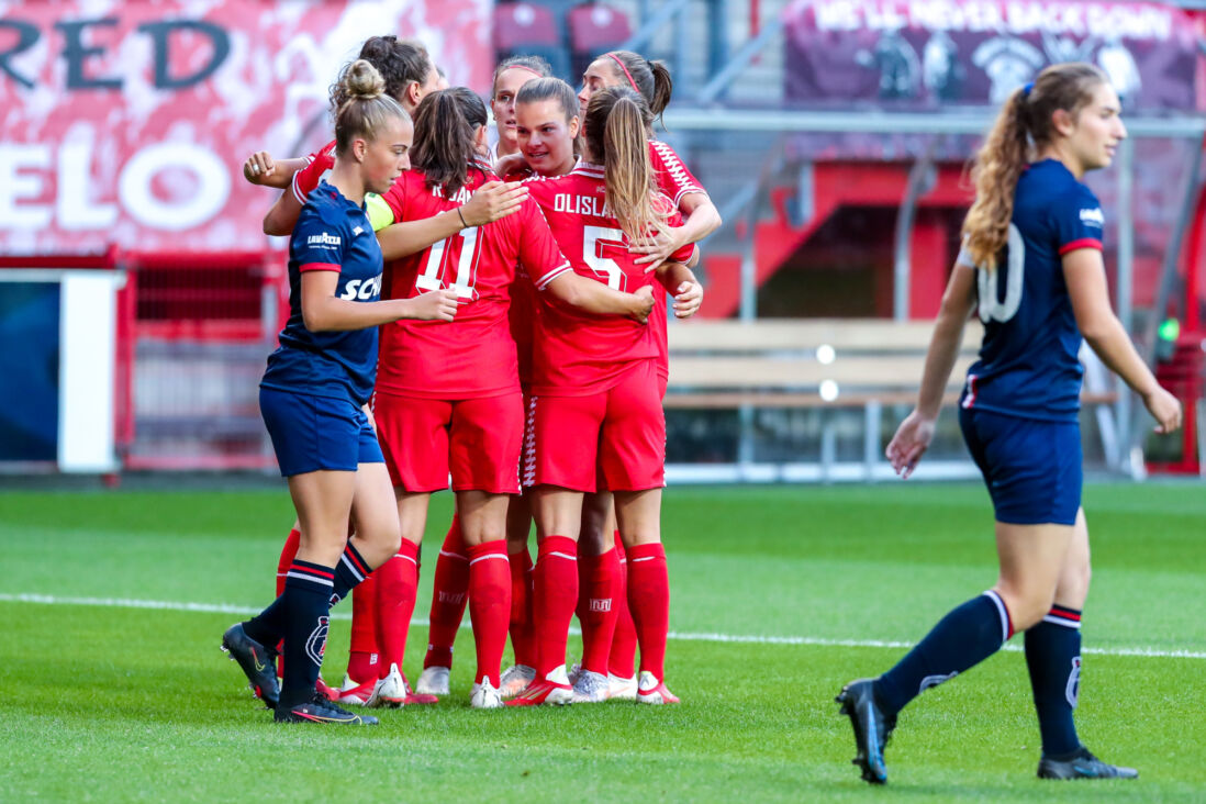 Een eerdere wedstrijd tussen VV Alkmaar en FC Twente