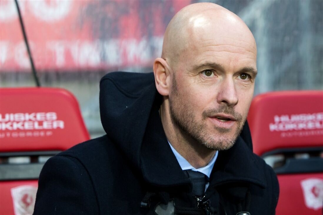 Erik ten Hag in het stadion van FC Twente