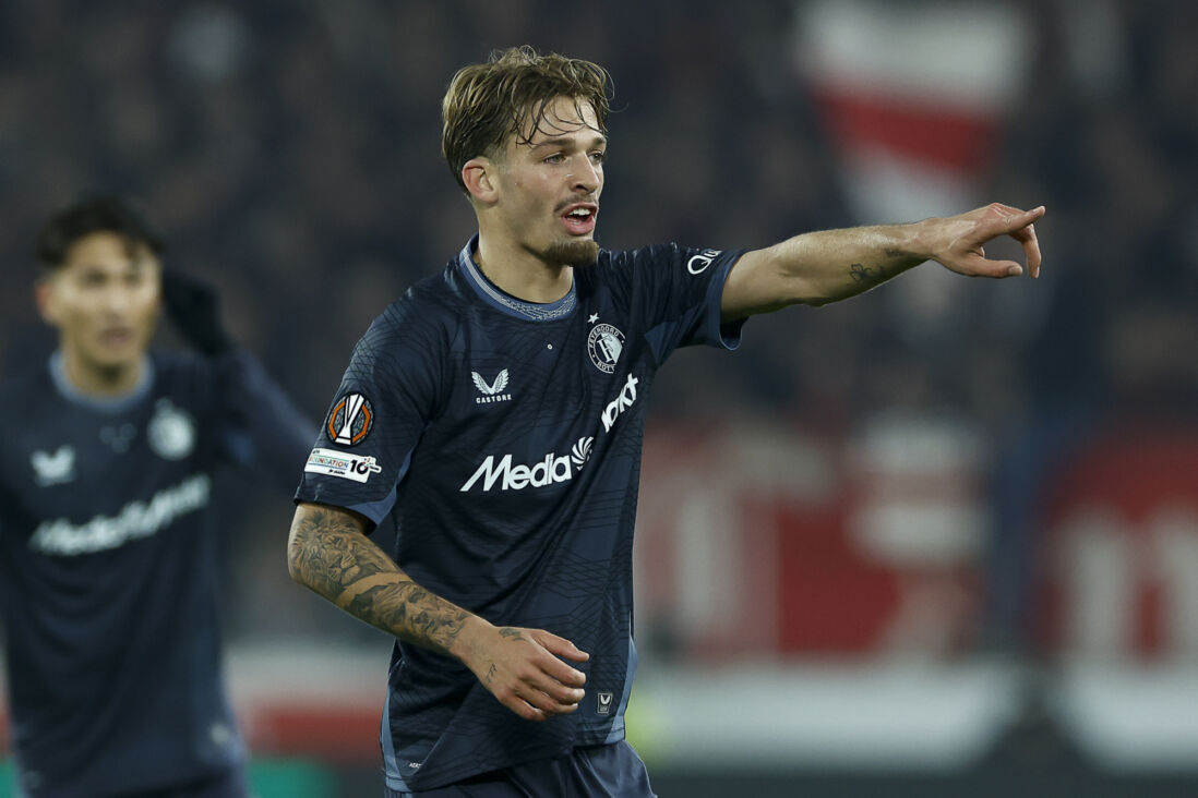 Luciano Valente met Feyenoord in de Europa League