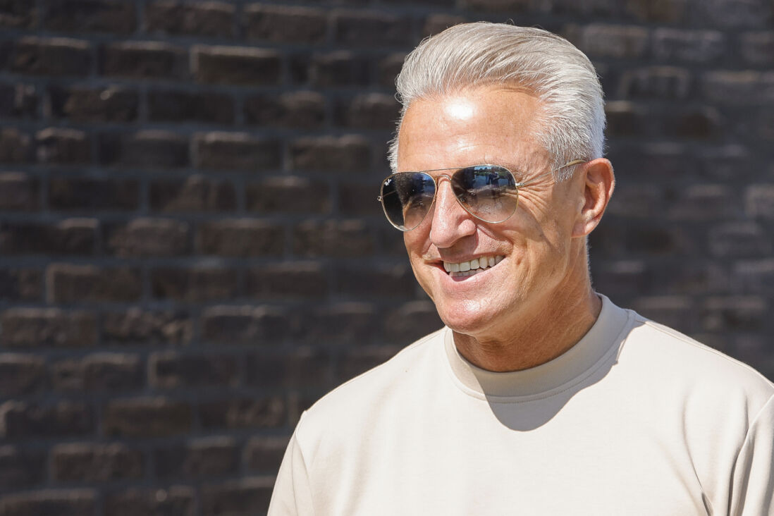 Marc van Hintum in de zon