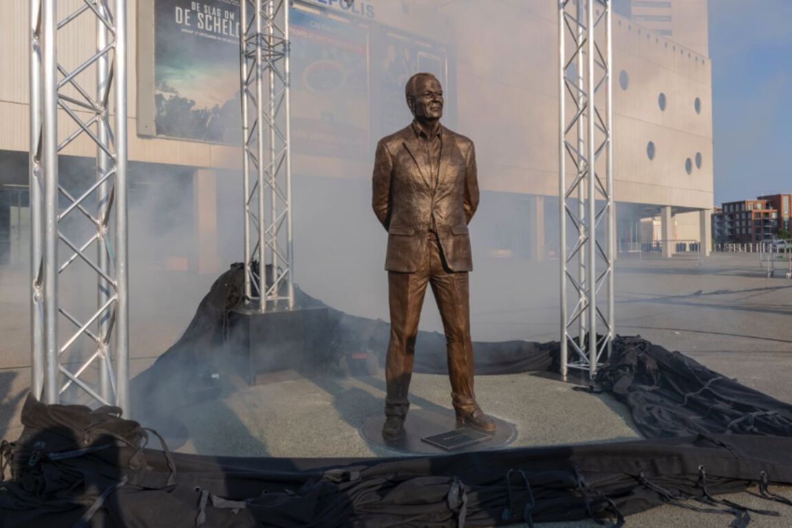 Standbeeld van Martin Koeman