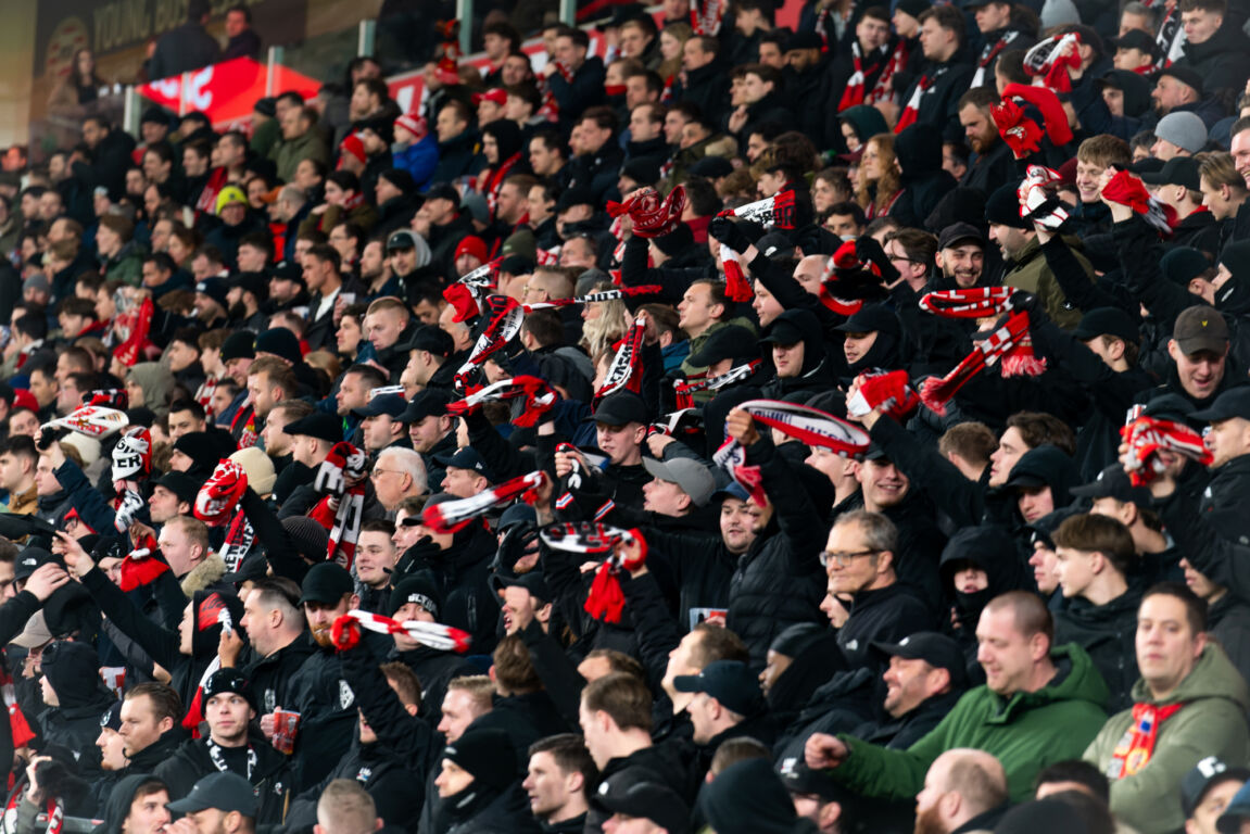 PSV-supporters in het Philips Stadion